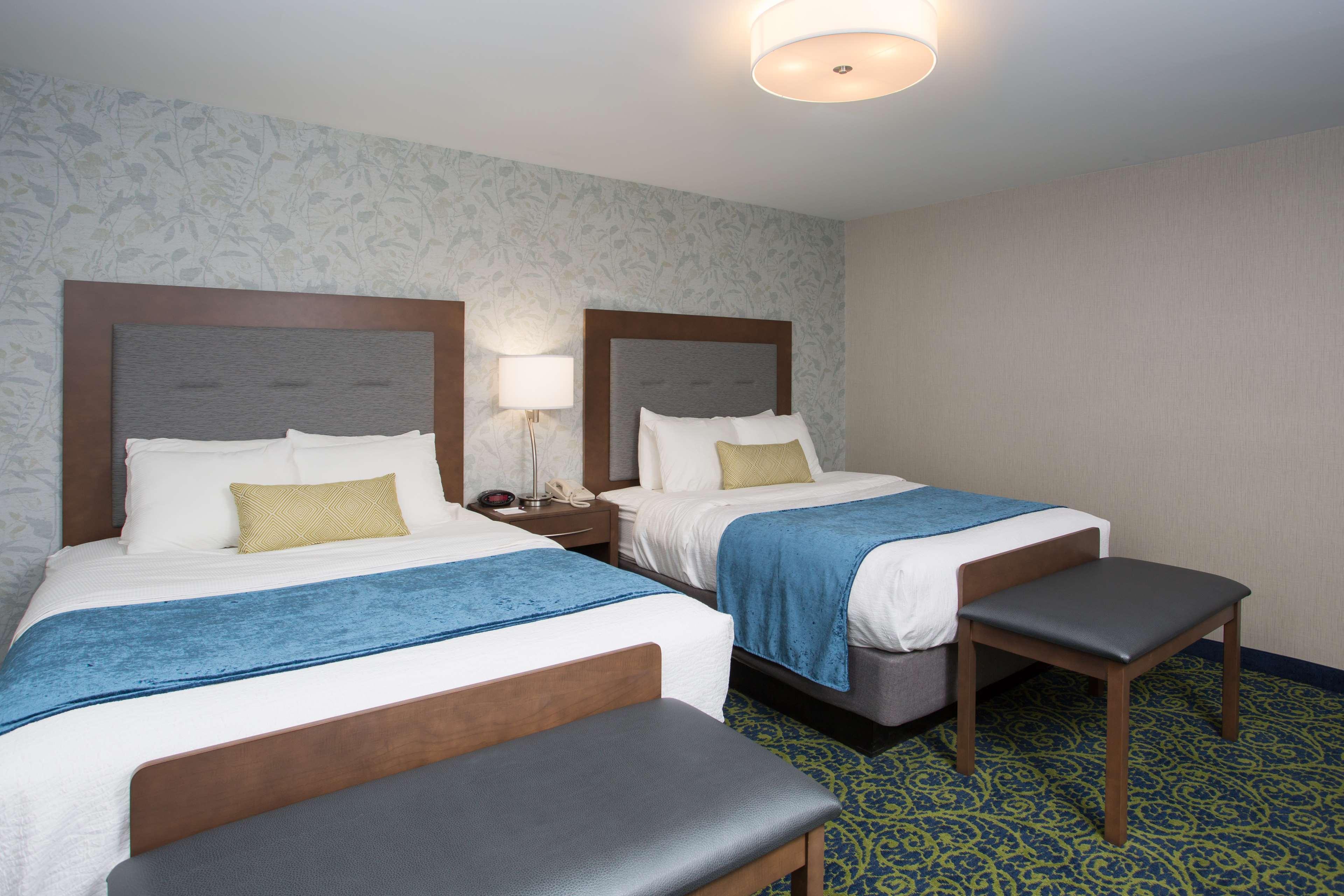 Best Western Plus Portsmouth Hotel & Suites Exterior photo