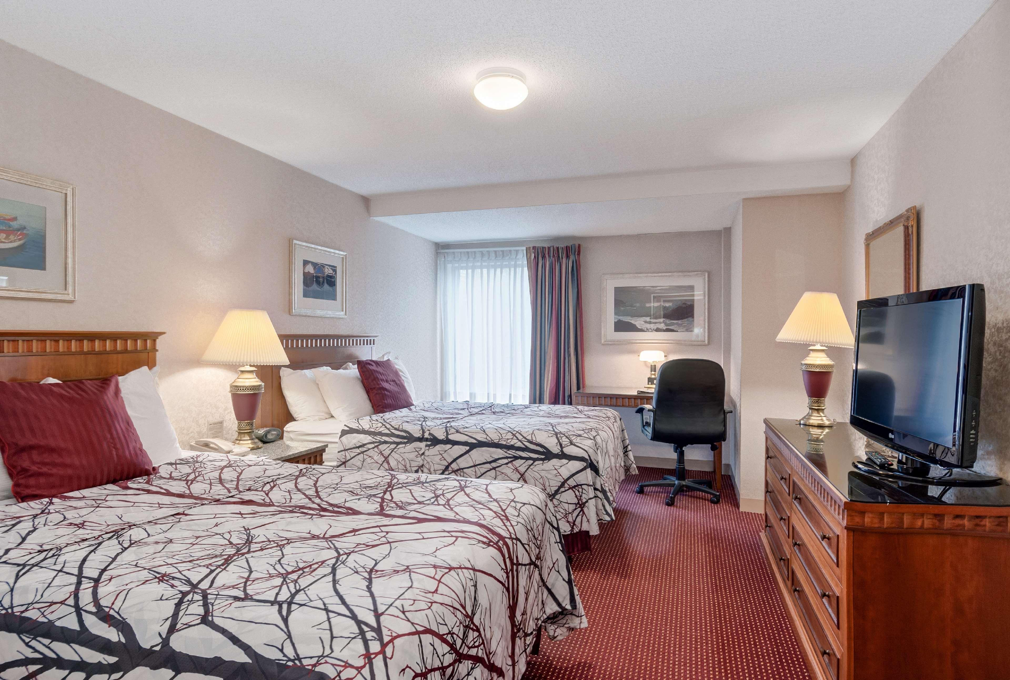 Best Western Plus Portsmouth Hotel & Suites Exterior photo